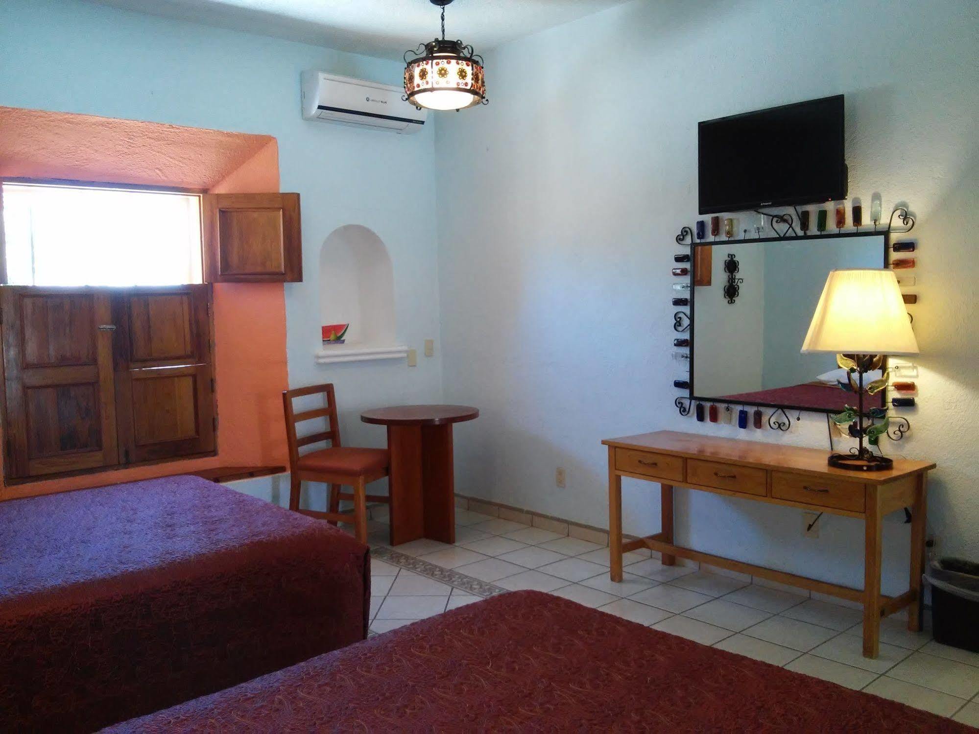 Hotel Mision Catavina Екстериор снимка