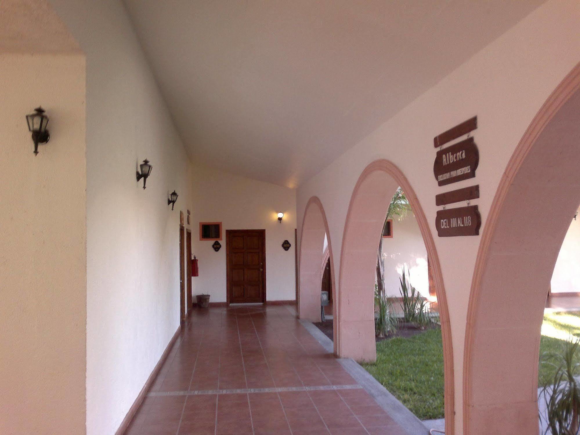Hotel Mision Catavina Екстериор снимка